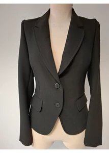 fekete karcsúsított női blézer